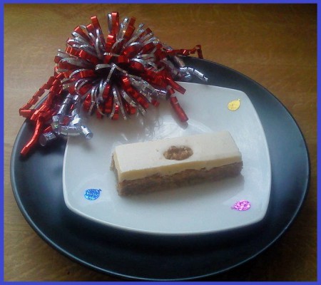 Pi26/ yolk slice snack / £ 1,00